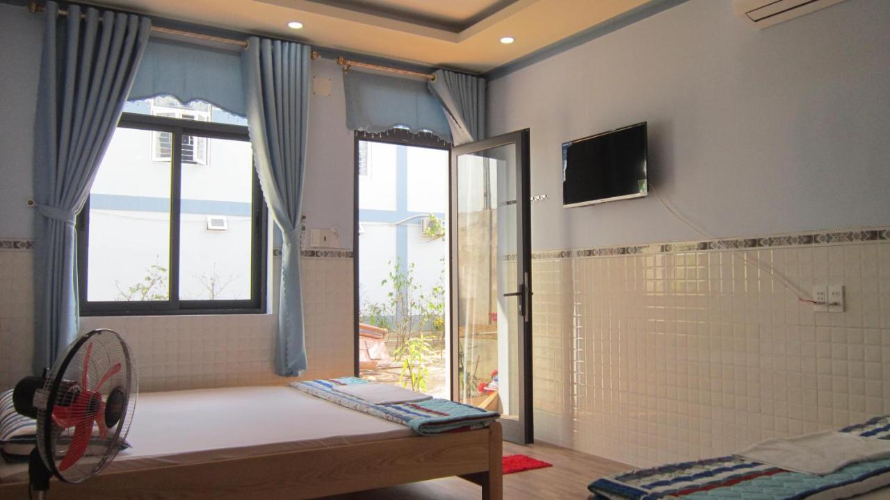 Hong Chau Guesthouse Duong Dong Exterior foto